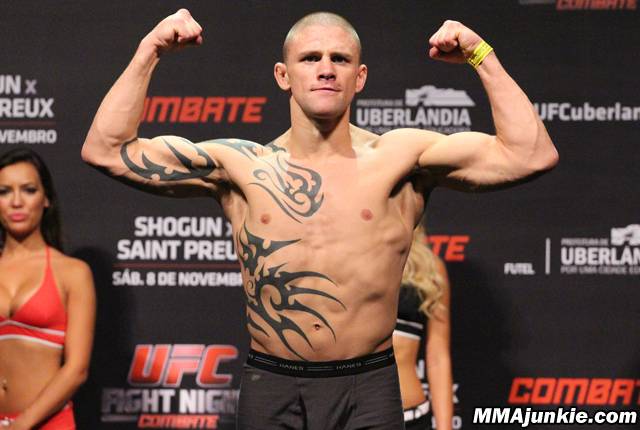 Бывшего бойца UFC задержали с 55 килограммами наркотиков