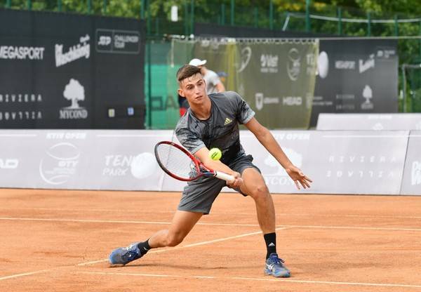 Кравченко вийшов до другого раунду челленджера ATP у Франції