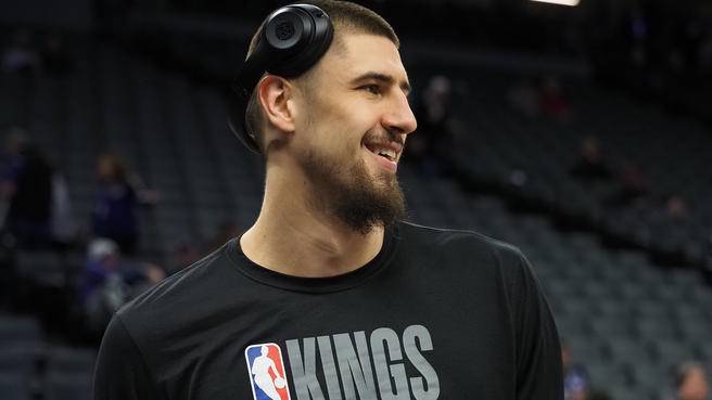 Лень не примет участия в первом матче рестарта НБА