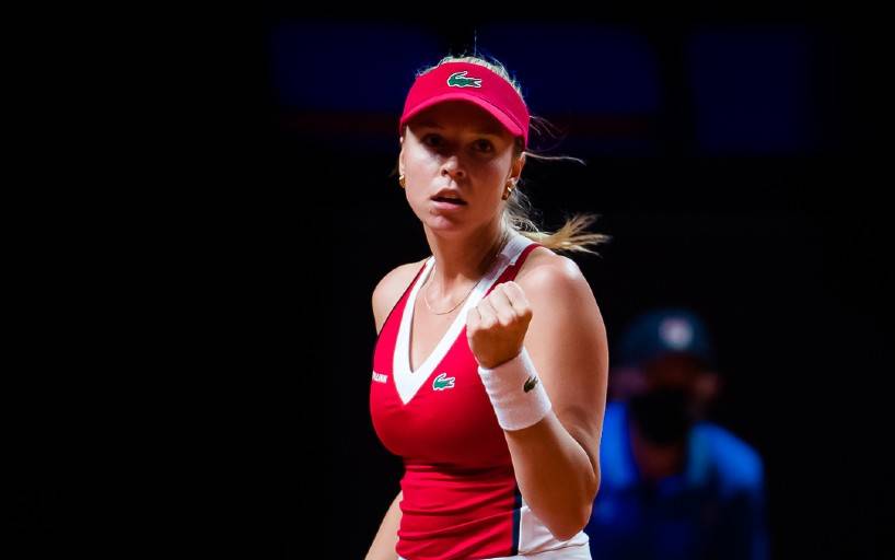Нестримна Контавейт вийшла в півфінал турніру в Істборне