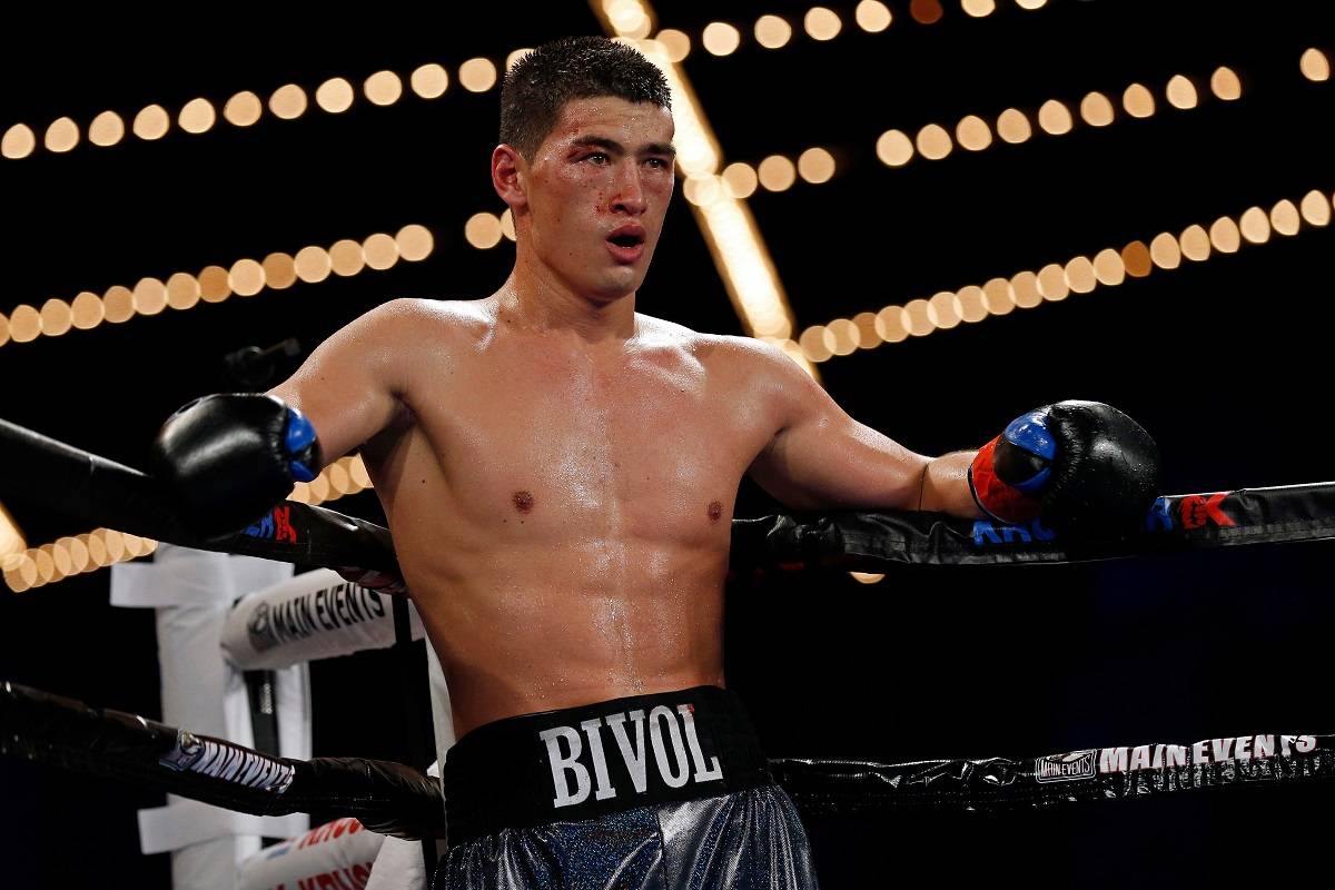 Бивол: «MMA для улицы подходит больше бокса»