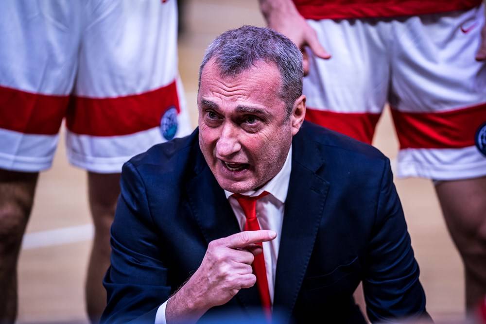 Гинзбург: «Болезненное поражение, но вы понимаете, с какой командой мы играли»