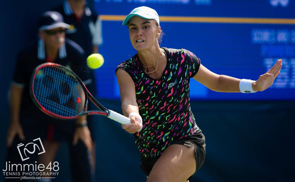 Калинина билась на корте почти три часа, но уступила Зигемунд. Обзор матча