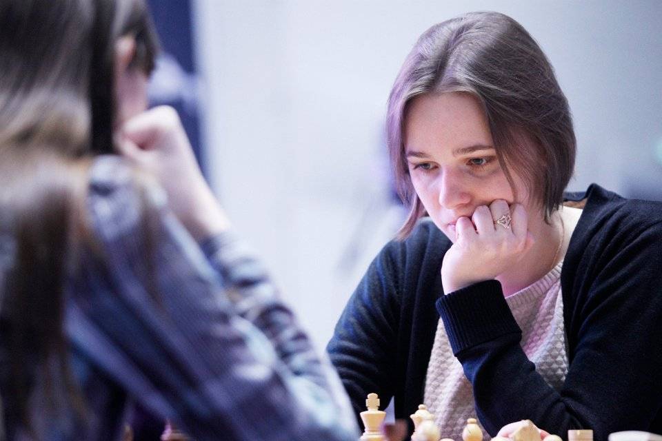Марія Музичук зберегла свої позиції в топ-10 рейтингу FIDE