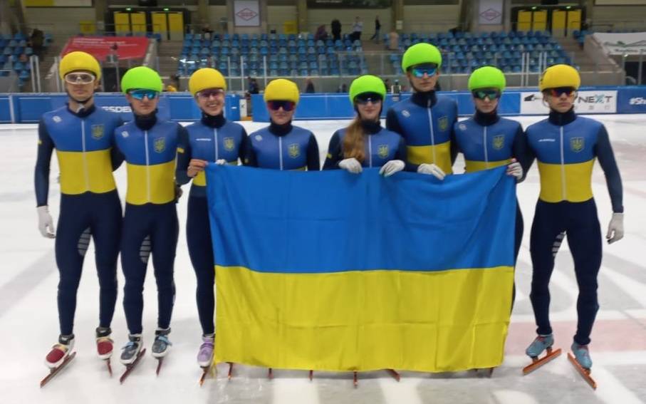 Сборная Украины по шорт-треку завоевала семь медалей на соревнованиях в Германии