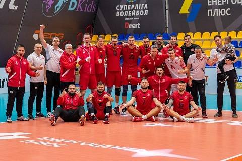 Прометей здобув перемогу у першому матчі 1/8 фіналу Кубка ЄКВ