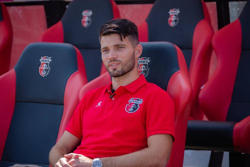 Клуби УПЛ хотіли переманити в конкурента спортдиректора
