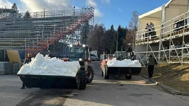 Старт чемпионата мира может быть отложен после шторма на арене