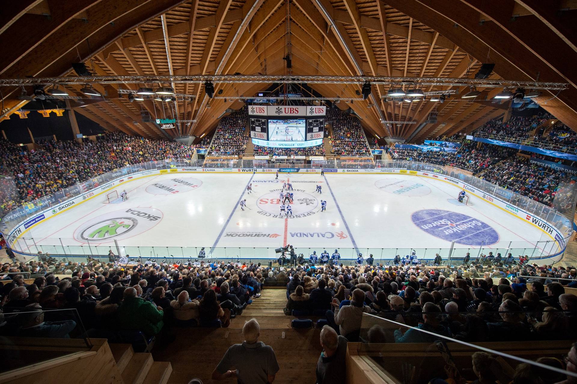 Канада стартовала на Кубке Шпенглера-2019 с победы