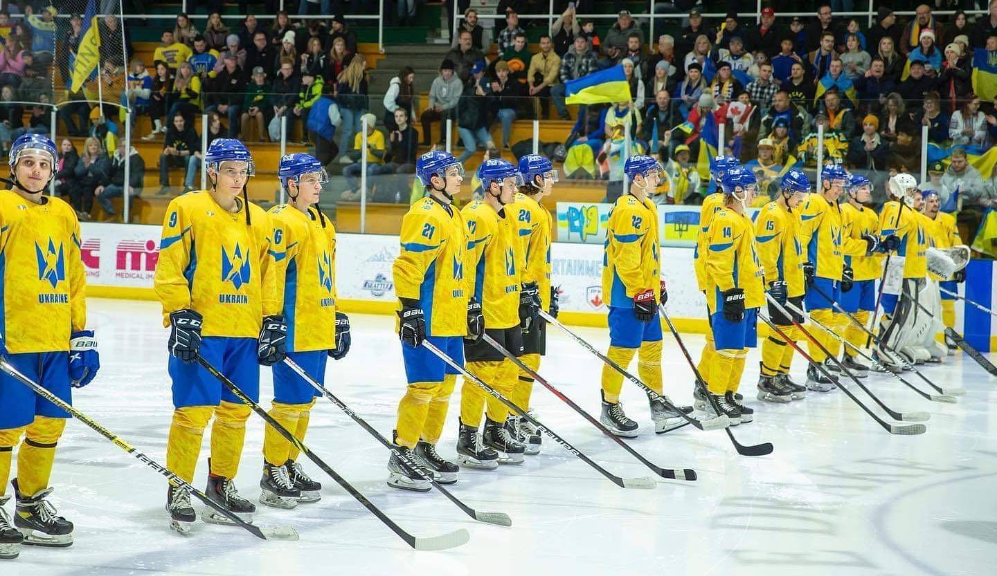 Сборная Украины обыграла команду «Университет Манитобы»