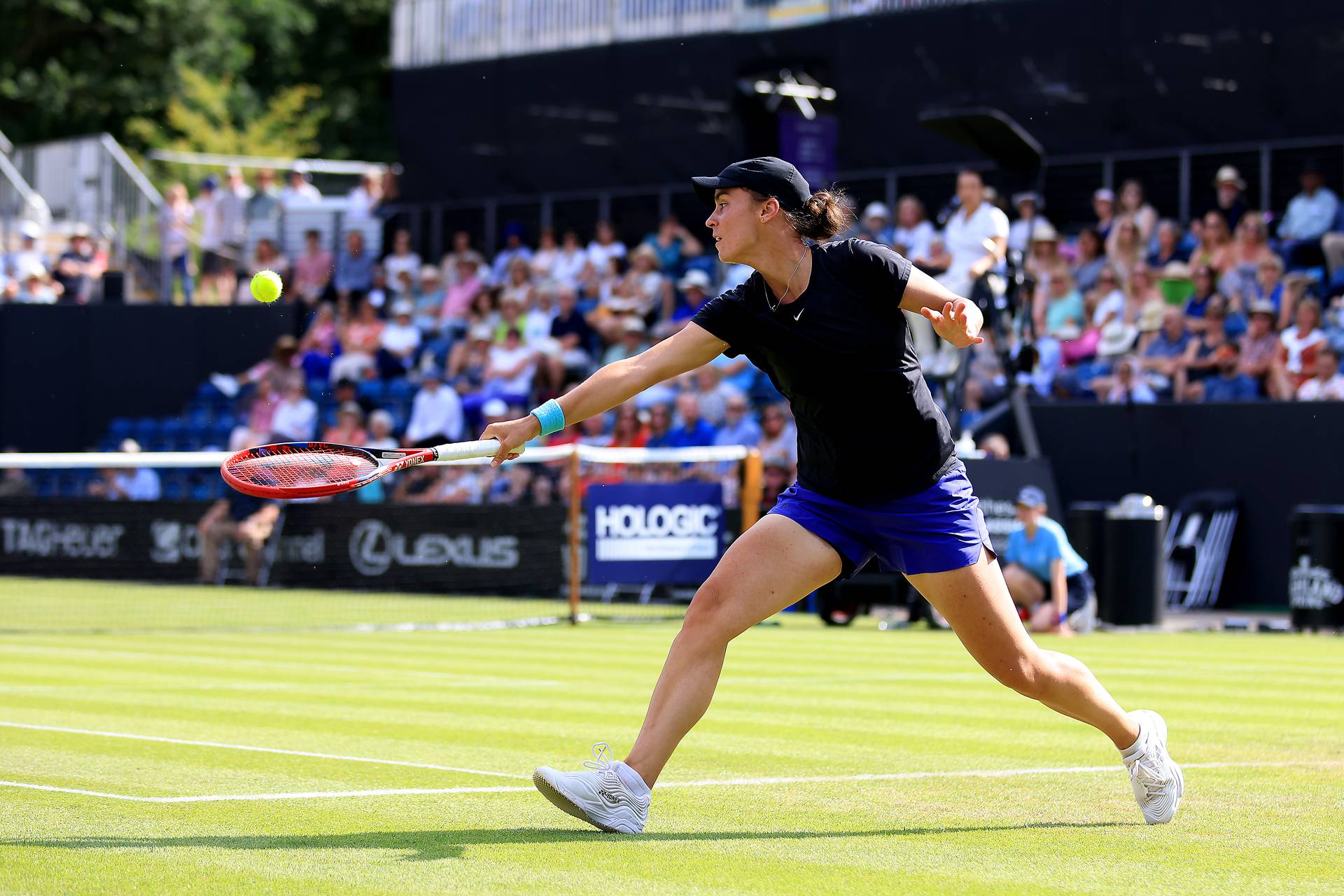 Калініна програла Касаткіній на старті турніру WTA 500 в Істборні