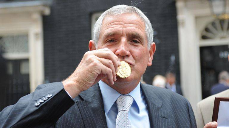 Чемпион мира 1966 года скончался от коронавируса 