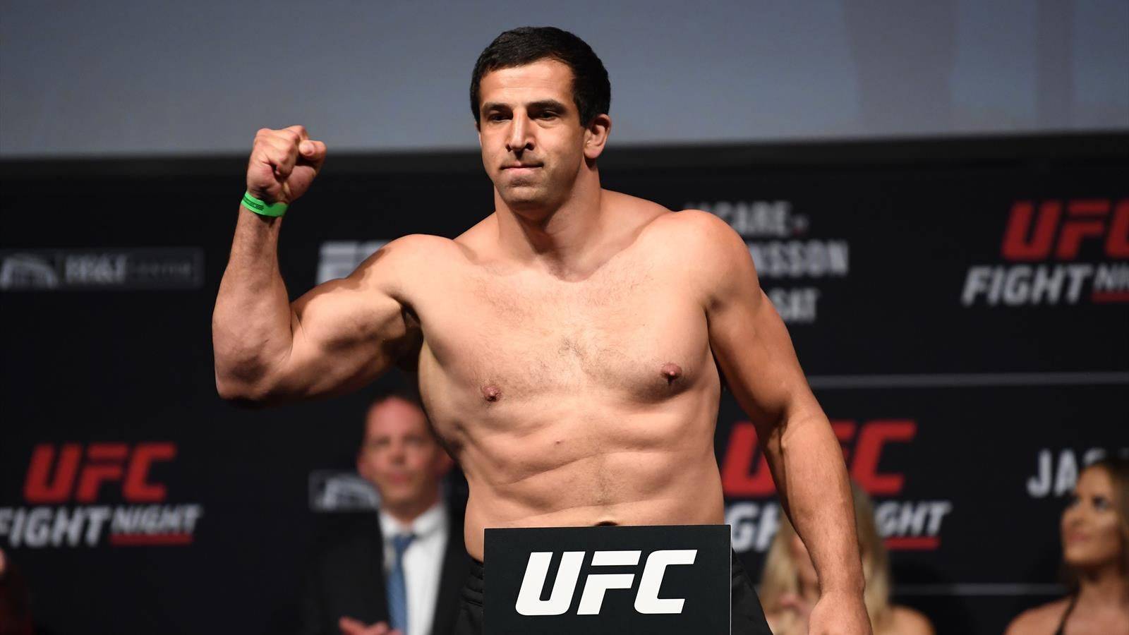 Экс-боец UFC хочет разобраться с Александром Емельяненко на ножах