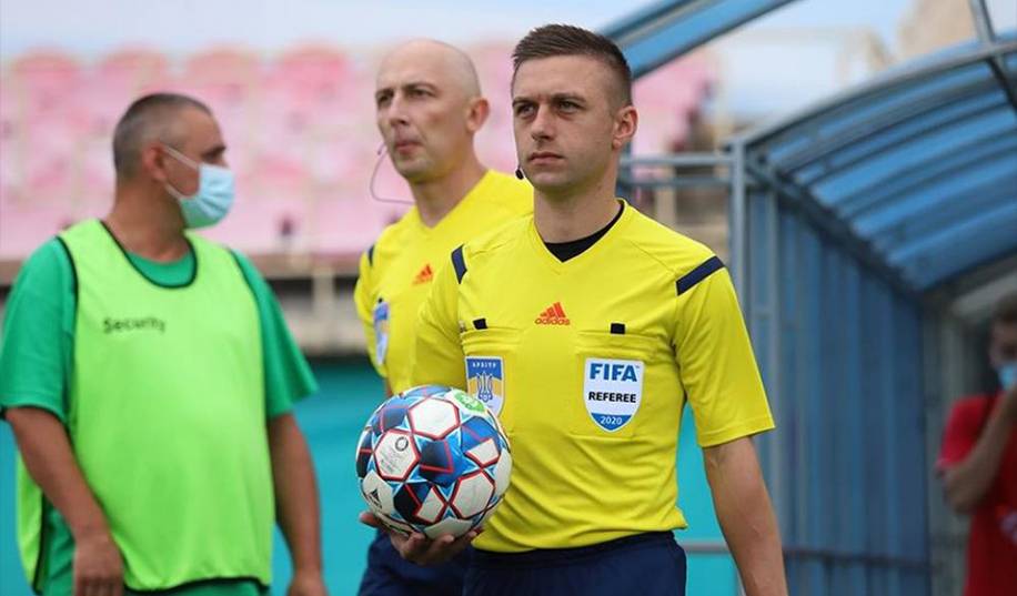 Українських арбітрів призначено на матч півфіналіста останнього Євро