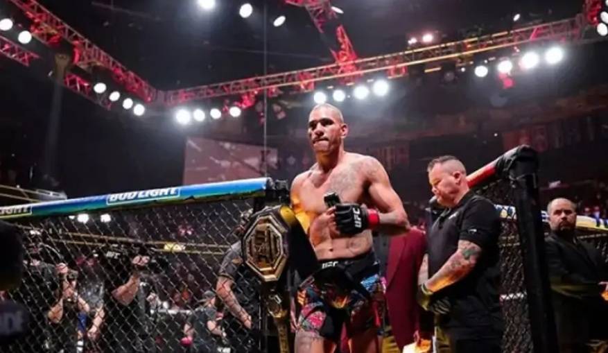 Перейра залишився незадоволеним оновленим рейтингом UFC