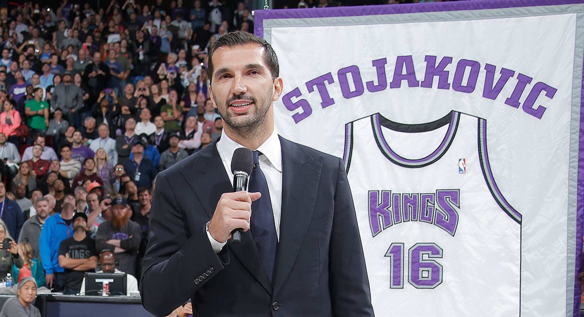 «Сакраменто» Леня покинула легенда клуба Предраг Стоякович