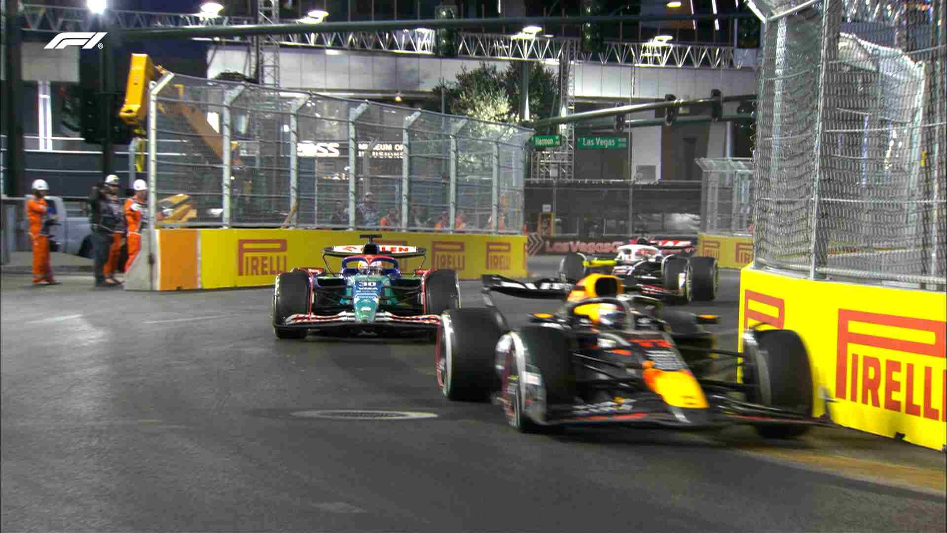 Після Лас-Вегаса у загальному заліку Формули-1 Ferrari наблизилися до McLaren