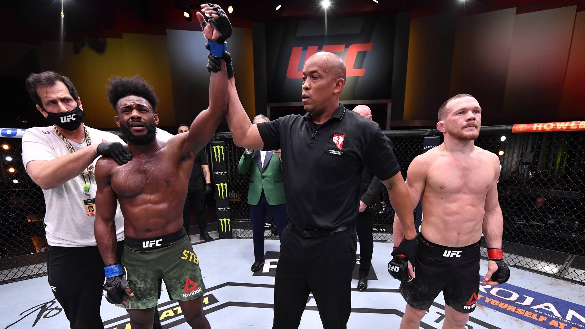 Ян і Стерлінг проведуть реванш на турнірі UFC 272