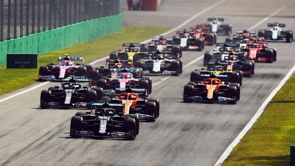 Технічний директор FIA: «У 2022 році відставання останньої команди від першої стане вдвічі менше»