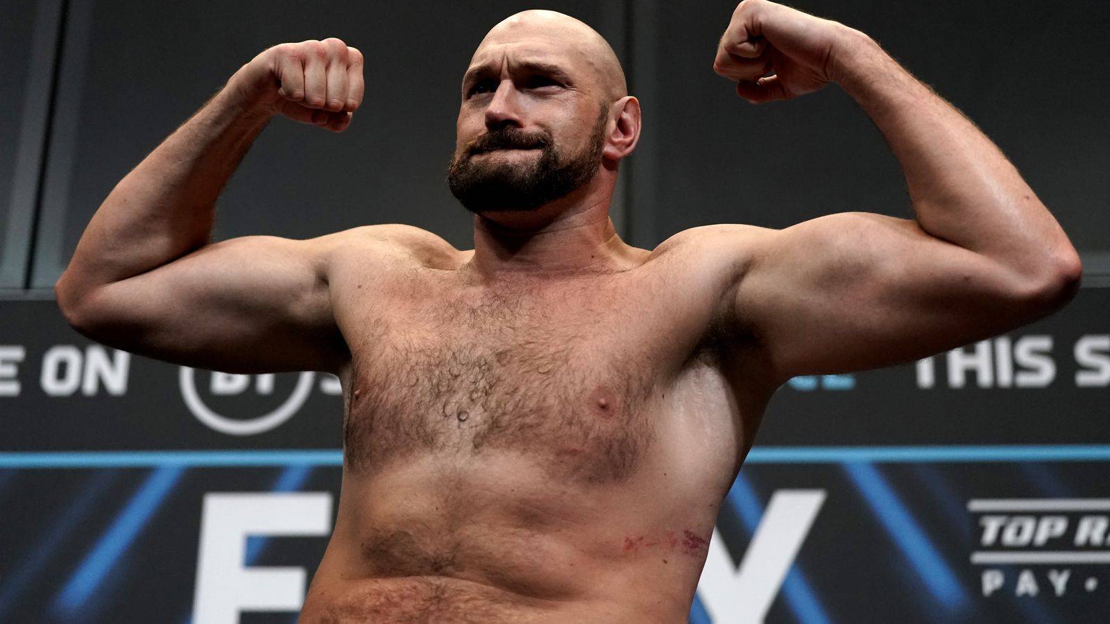 Фьюри заявил, что бой с Усиком состоится в феврале
