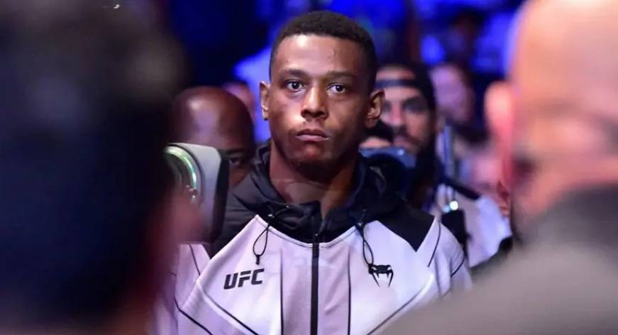 Джамал Хілл знявся з турніру UFC 303