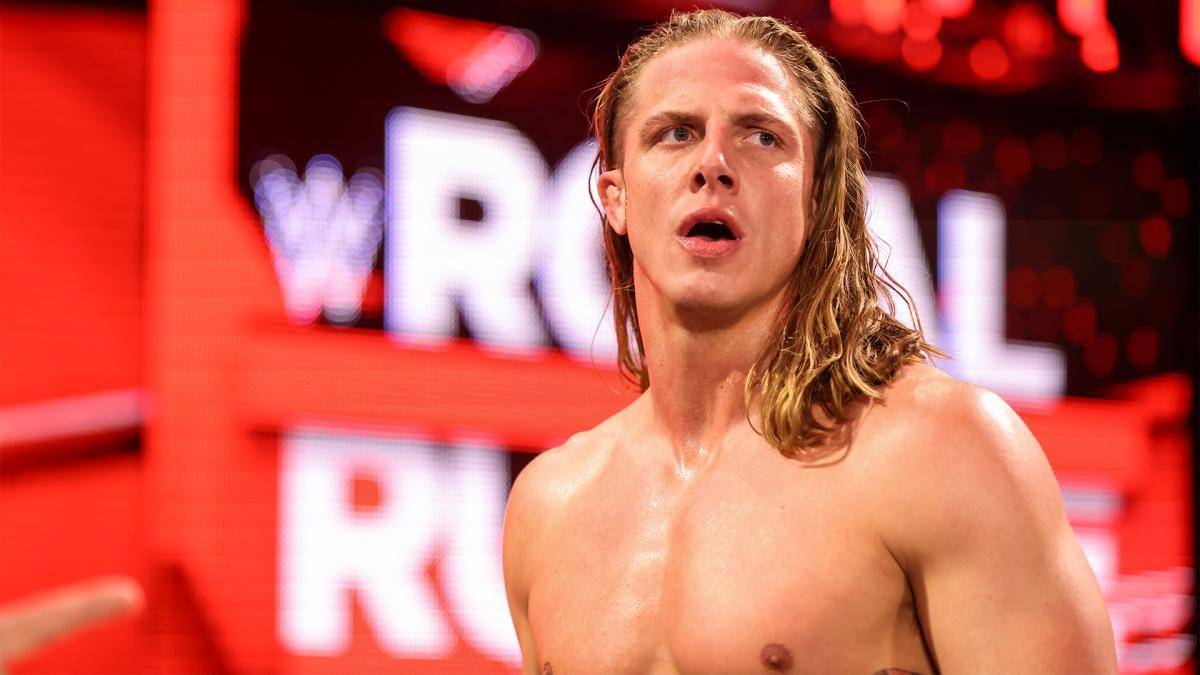 Ріддл звинуватив Дейну Уайта у своєму звільненні з WWE