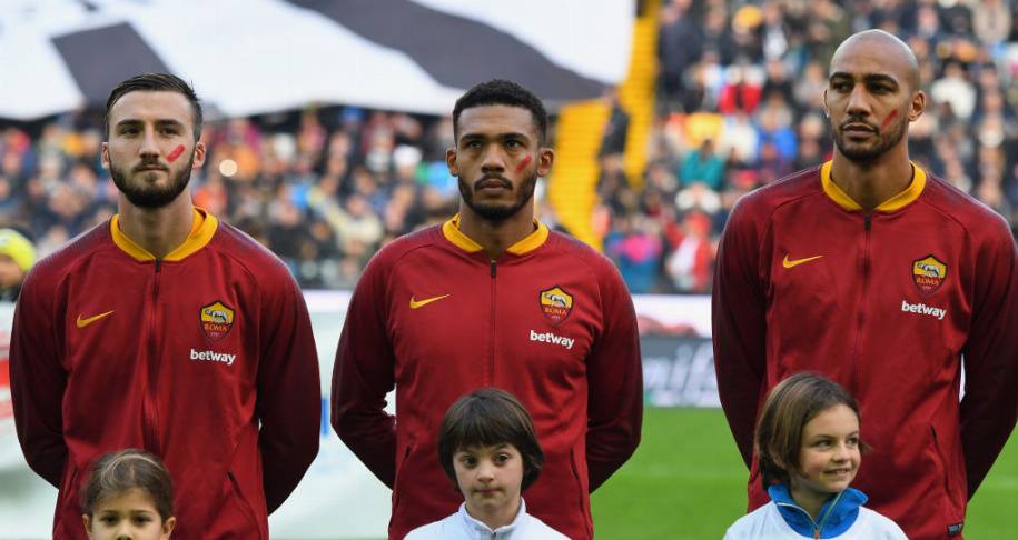 Источник: Защитник «Ромы» не сыграет с «Шахтером» из-за коронавируса