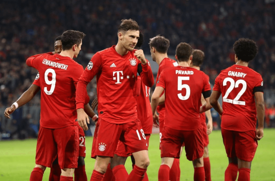 «Бавария» переиграла «Олимпиакос» и вышла в плей-офф Лиги чемпионов