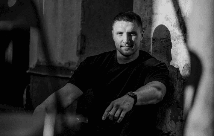 Сиренко отказался от шестизначного гонорара за бой с россиянином