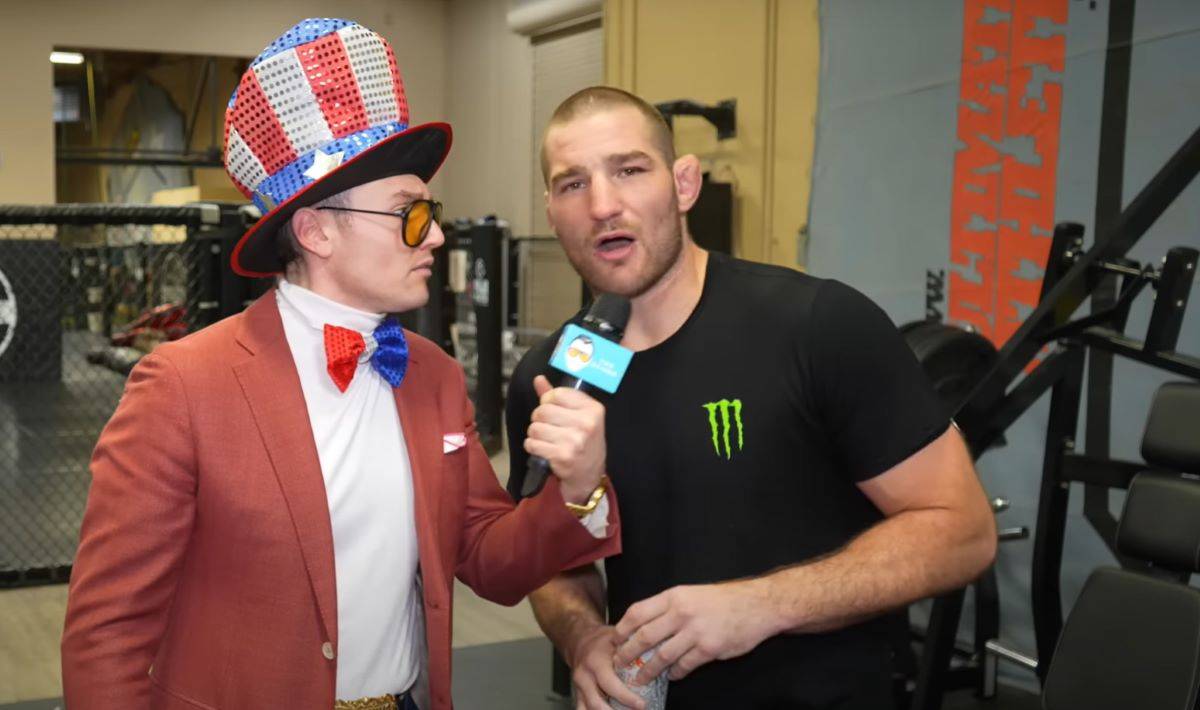 Стрікленд закликав відправити чемпіона UFC назад до Палестини