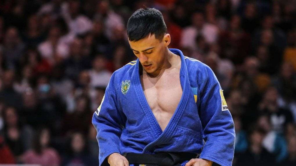 Зантарая написал письмо в IJF с просьбой лишить его всех титулов