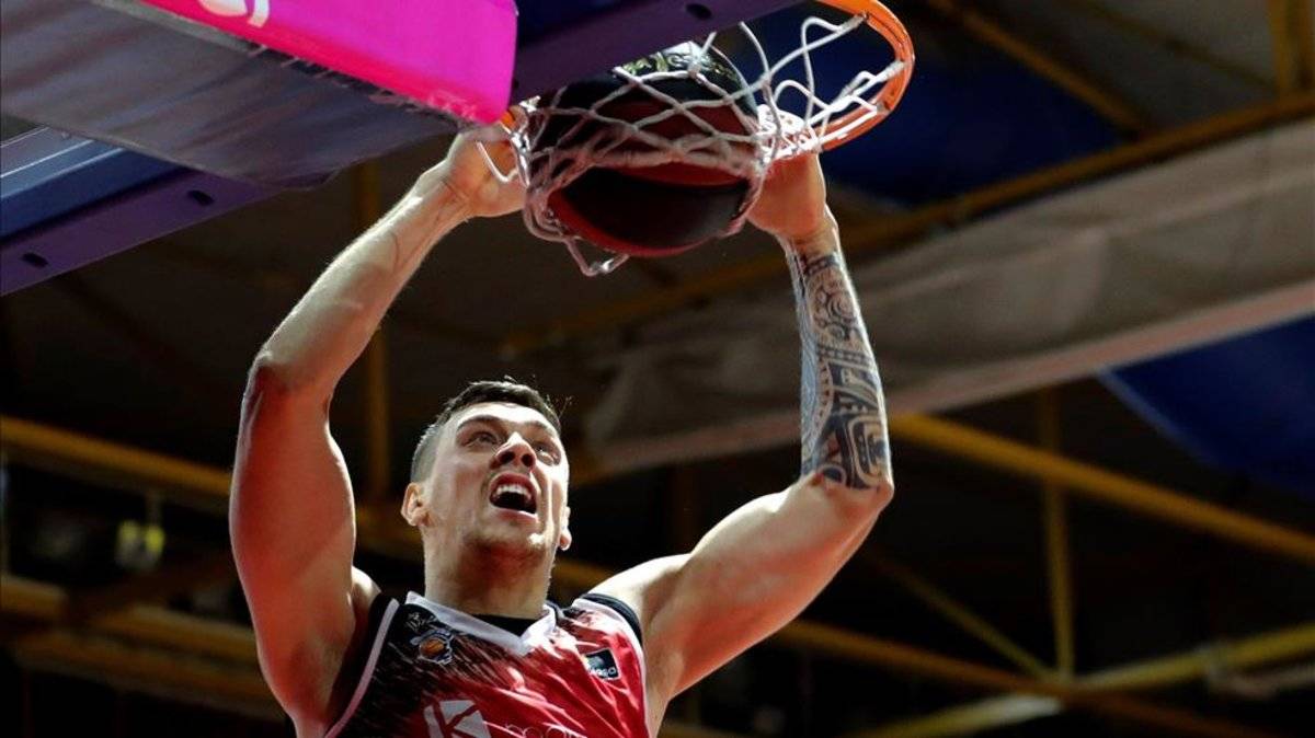 Бобров отметился ярким данком в матче чемпионата Испании