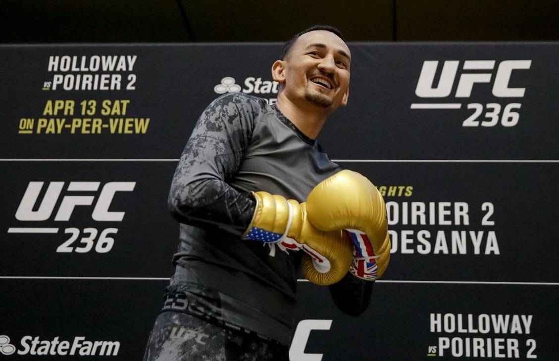 Открытая тренировка перед UFC 236. Видео