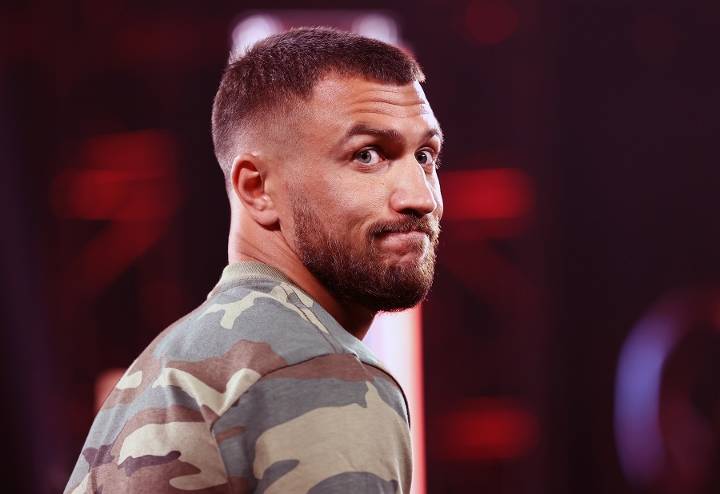 «Какой перелом? Он в конце боя сальто прыгнул». Ломаченко высмеял разговоры о травме Лопеса