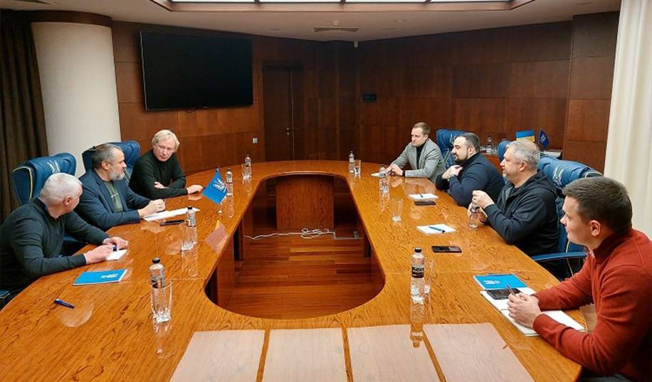 УАФ звернеться до FIFA й UEFA у зв'язку з «політичним втручанням у справи організації»