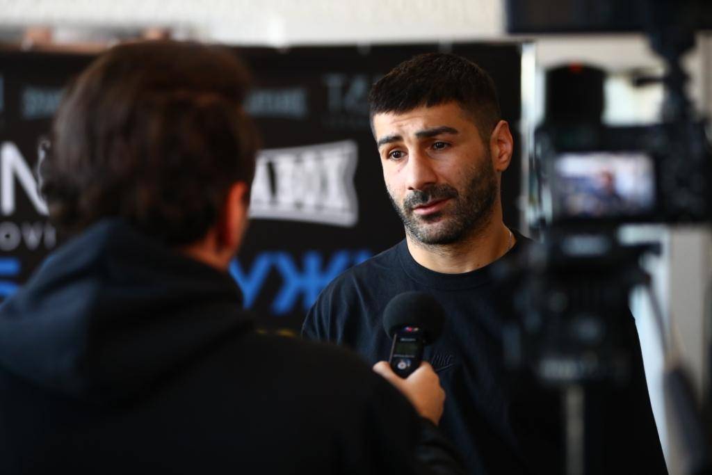 Промоутер Фаніяна: «Ми вже можемо боксувати за світовий титул»