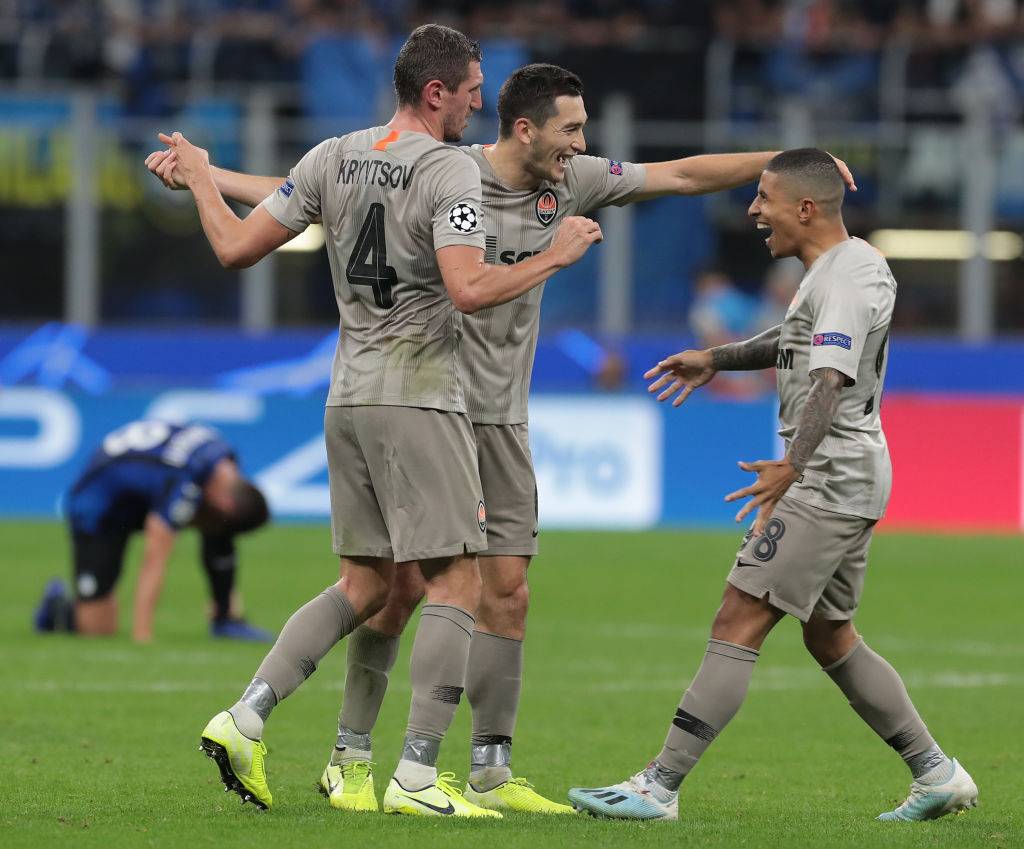 «Шахтер» призвал болельщиков поддержать команду прямо в раздевалке