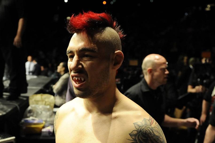 Дэн Харди разобрал главный бой UFC 240: Холловэй vs Эдгар