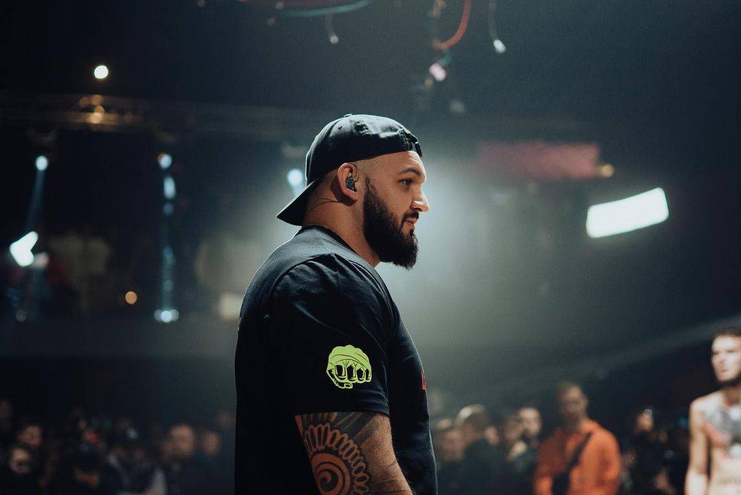 Серйозний рівень! Глава промоушена Mahatch показав в якому підрозділі воює з росіянами