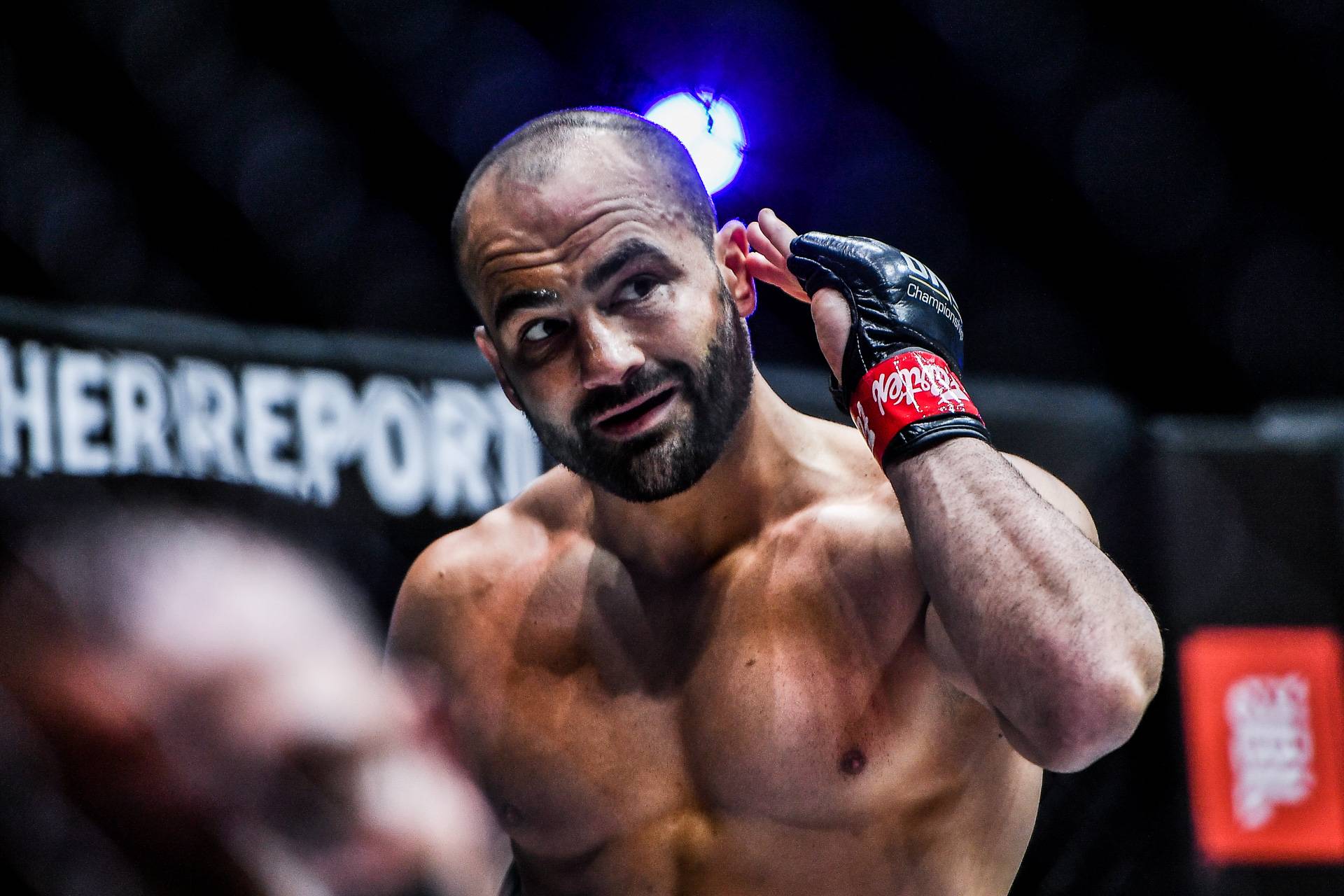 Едді Альварес: «В UFC просто не змогли запропонувати Нганну кращі умови»