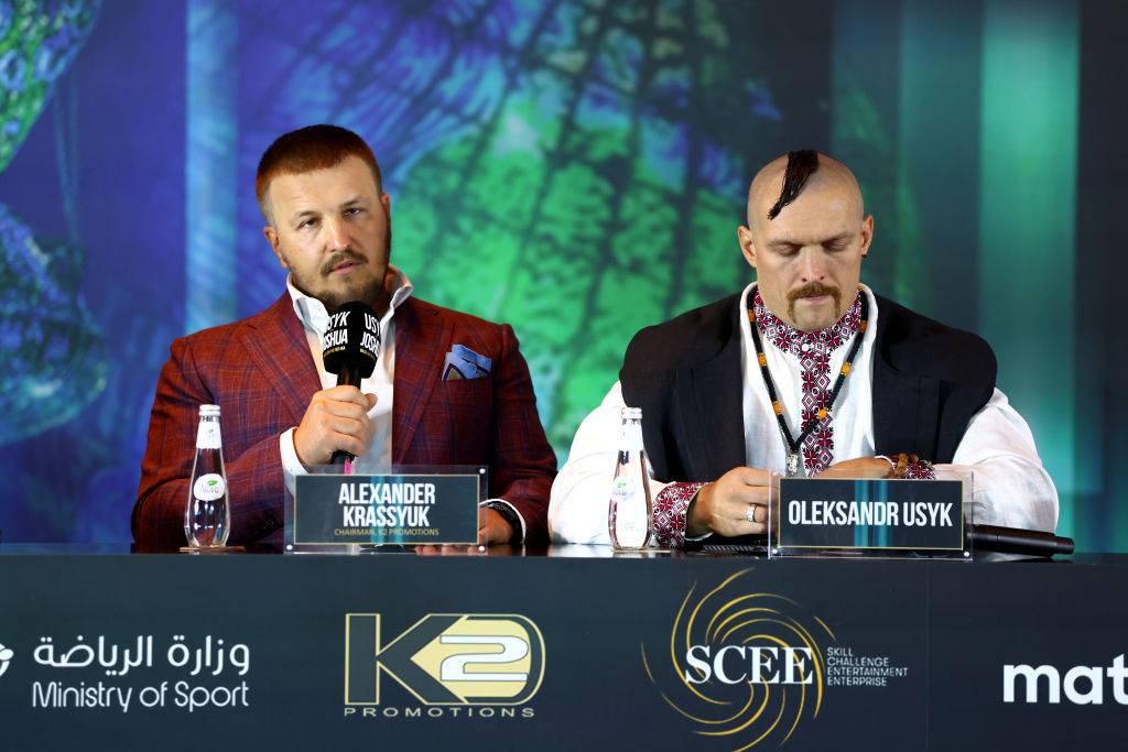 Промоутер Усика виступив з жахливими новинами щодо бою українця з Ф’юрі