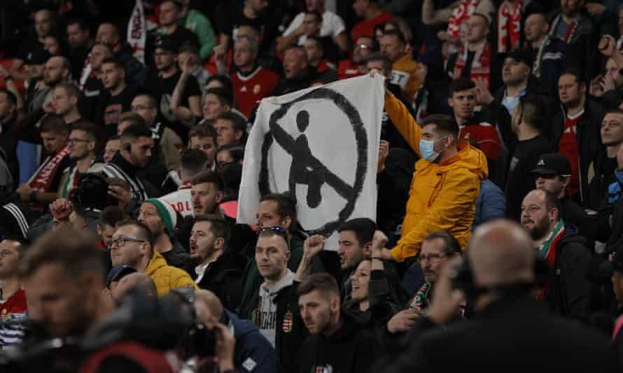 FIFA покарала Угорщину за заворушення на матчі зі збірною Англії