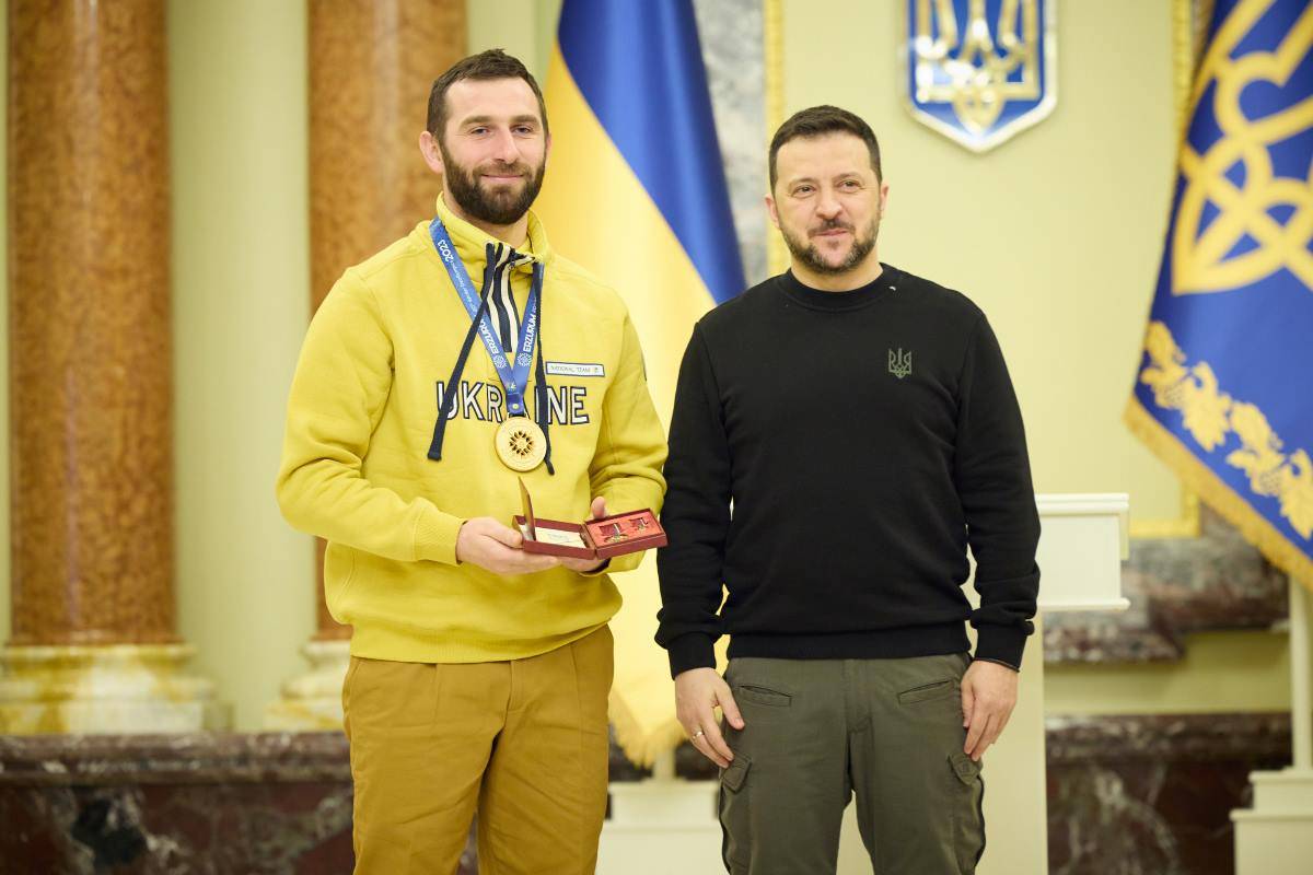 Зеленський нагородив дефлімпійську збірну України