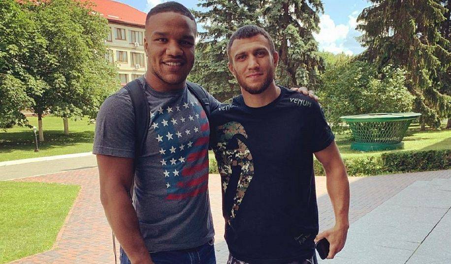 Беленюк не зміг знайти логіки в діях Ломаченко