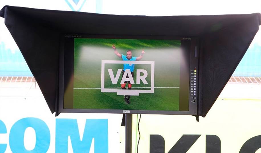 В УАФ заявили, що нікому не передавали фургони VAR