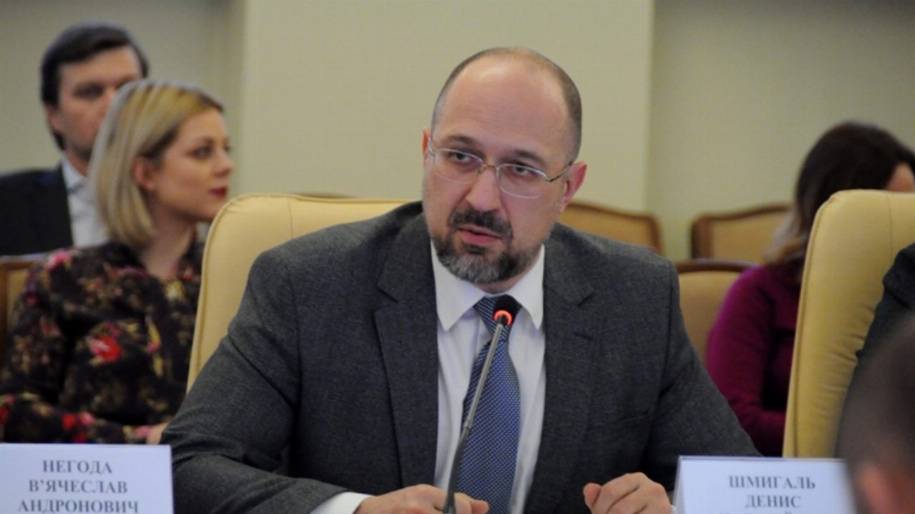 Кабмин официально объявил о локдауне