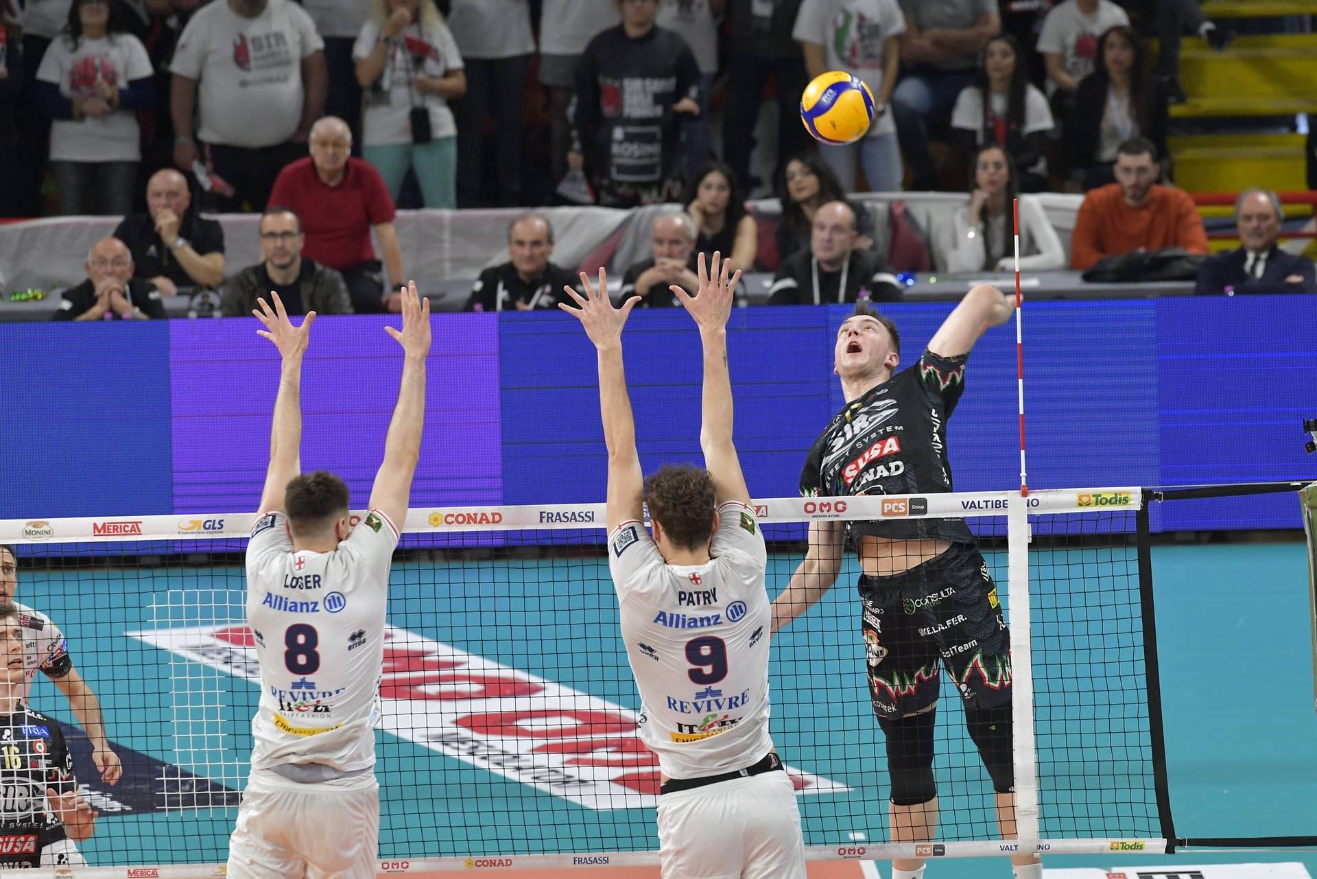 Плотницький став MVP та наблизив «Перуджу» до півфіналу чемпіонату Італії