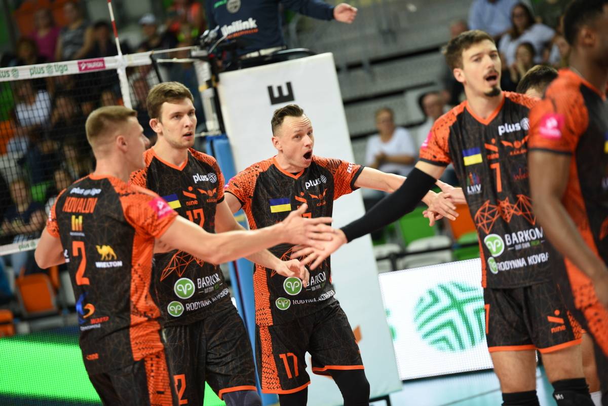 Барком-Кажани програли у третьому турі чемпіонату Польщі