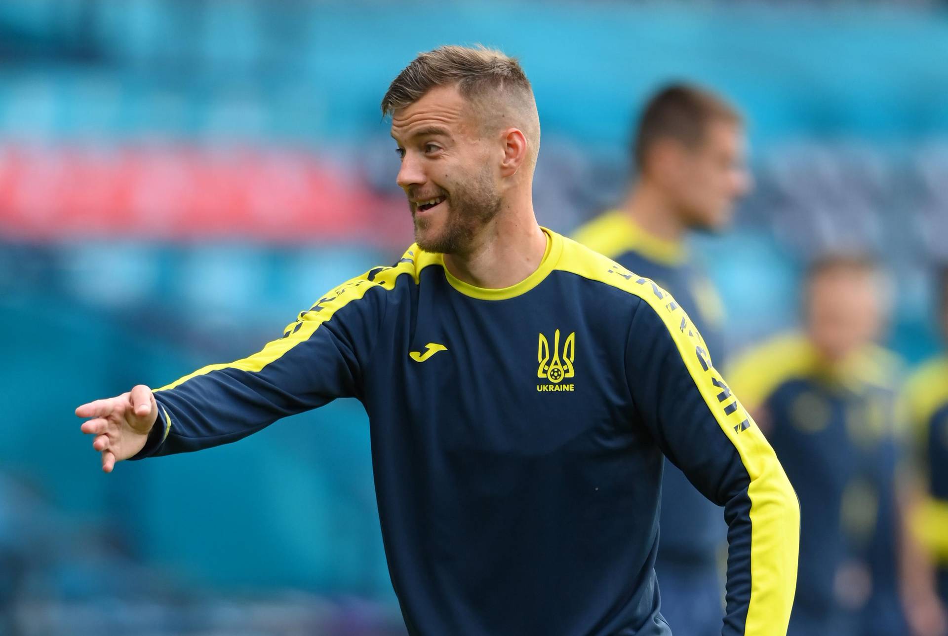 Ярмоленко отримав футболку збірної України з унікальним номером