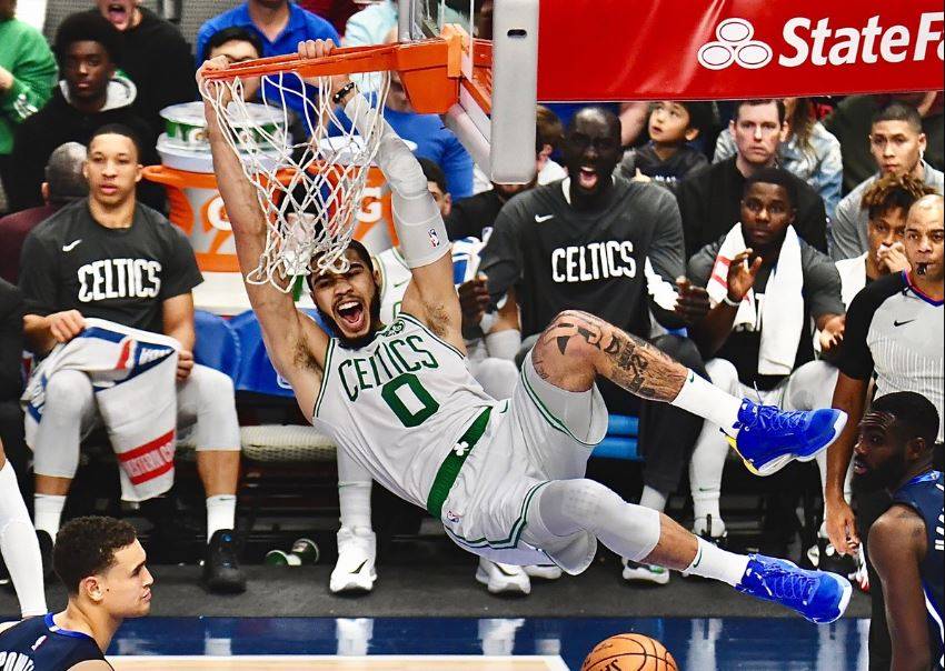 «Бостон» обыграл «Даллас» без Дончича, Михайлюк набрал 8 очков, но уступил «Торонто»